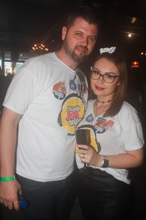 
<a style='margin-left: 5px;' class='btn btn-xs btn-social btn-facebook' href='https://www.facebook.com/sharer/sharer.php?u=https://www.galeramix.com.br/imagem/a84/800-800-90/conteudo/site_galerias/84/feijoada-do-jean-negao-galera-mix-36.jpg' rel='popup' data-width='500' data-height='400'><i class='fa fa-facebook'></i>Compartilhar <span class='hidden-xs'>no Facebook</span>
</a> 
<a class='btn btn-default btn-xs' target='_blank' href='imagem/a84/800-800-90/conteudo/site_galerias/84/feijoada-do-jean-negao-galera-mix-36.jpg'>
<span class='glyphicon glyphicon-cloud-download'></span> Salvar
</a>
