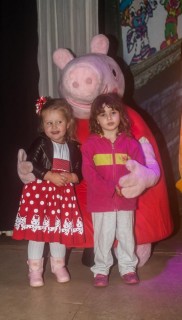 
    <a style='margin-left: 5px;' class='btn btn-xs btn-social btn-facebook' href='https://www.facebook.com/sharer/sharer.php?u=https://www.galeramix.com.br/imagem/a85/800-800-90/conteudo/site_galerias/85/img2956.jpg' rel='popup' data-width='500' data-height='400'><i class='fa fa-facebook'></i>Compartilhar <span class='hidden-xs'>no Facebook</span>
</a> 
<a class='btn btn-default btn-xs' target='_blank' href='imagem/a85/800-800-90/conteudo/site_galerias/85/img2956.jpg'>
    <span class='glyphicon glyphicon-cloud-download'></span> Salvar
</a>
