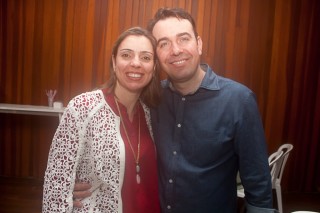 
<a style='margin-left: 5px;' class='btn btn-xs btn-social btn-facebook' href='https://www.facebook.com/sharer/sharer.php?u=https://www.galeramix.com.br/imagem/a86/800-800-90/conteudo/site_galerias/86/skank-petry-galera-mix-37.jpg' rel='popup' data-width='500' data-height='400'><i class='fa fa-facebook'></i>Compartilhar <span class='hidden-xs'>no Facebook</span>
</a> 
<a class='btn btn-default btn-xs' target='_blank' href='imagem/a86/800-800-90/conteudo/site_galerias/86/skank-petry-galera-mix-37.jpg'>
<span class='glyphicon glyphicon-cloud-download'></span> Salvar
</a>
