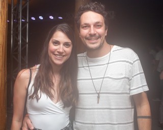 
<a style='margin-left: 5px;' class='btn btn-xs btn-social btn-facebook' href='https://www.facebook.com/sharer/sharer.php?u=https://www.galeramix.com.br/imagem/a86/800-800-90/conteudo/site_galerias/86/skank-petry-galera-mix-49.jpg' rel='popup' data-width='500' data-height='400'><i class='fa fa-facebook'></i>Compartilhar <span class='hidden-xs'>no Facebook</span>
</a> 
<a class='btn btn-default btn-xs' target='_blank' href='imagem/a86/800-800-90/conteudo/site_galerias/86/skank-petry-galera-mix-49.jpg'>
<span class='glyphicon glyphicon-cloud-download'></span> Salvar
</a>
