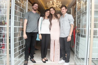 
<a style='margin-left: 5px;' class='btn btn-xs btn-social btn-facebook' href='https://www.facebook.com/sharer/sharer.php?u=https://www.galeramix.com.br/imagem/a87/800-800-90/conteudo/site_galerias/87/trend-art-tijucas-galera-mix-136.jpg' rel='popup' data-width='500' data-height='400'><i class='fa fa-facebook'></i>Compartilhar <span class='hidden-xs'>no Facebook</span>
</a> 
<a class='btn btn-default btn-xs' target='_blank' href='imagem/a87/800-800-90/conteudo/site_galerias/87/trend-art-tijucas-galera-mix-136.jpg'>
<span class='glyphicon glyphicon-cloud-download'></span> Salvar
</a>
