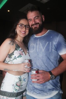 
                    <a style='margin-left: 5px;' class='btn btn-xs btn-social btn-facebook' href='https://www.facebook.com/sharer/sharer.php?u=https://www.galeramix.com.br/imagem/a88/800-800-90/conteudo/site_galerias/88/arena-petry-sao-jose-galera-mix-102.jpg' rel='popup' data-width='500' data-height='400'><i class='fa fa-facebook'></i>Compartilhar <span class='hidden-xs'>no Facebook</span>
                </a> 
                <a class='btn btn-default btn-xs' target='_blank' href='imagem/a88/800-800-90/conteudo/site_galerias/88/arena-petry-sao-jose-galera-mix-102.jpg'>
                    <span class='glyphicon glyphicon-cloud-download'></span> Salvar
                </a>
                