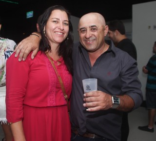 
<a style='margin-left: 5px;' class='btn btn-xs btn-social btn-facebook' href='https://www.facebook.com/sharer/sharer.php?u=https://www.galeramix.com.br/imagem/a88/800-800-90/conteudo/site_galerias/88/arena-petry-sao-jose-galera-mix-110.jpg' rel='popup' data-width='500' data-height='400'><i class='fa fa-facebook'></i>Compartilhar <span class='hidden-xs'>no Facebook</span>
</a> 
<a class='btn btn-default btn-xs' target='_blank' href='imagem/a88/800-800-90/conteudo/site_galerias/88/arena-petry-sao-jose-galera-mix-110.jpg'>
<span class='glyphicon glyphicon-cloud-download'></span> Salvar
</a>
