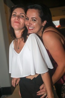 
<a style='margin-left: 5px;' class='btn btn-xs btn-social btn-facebook' href='https://www.facebook.com/sharer/sharer.php?u=https://www.galeramix.com.br/imagem/a88/800-800-90/conteudo/site_galerias/88/arena-petry-sao-jose-galera-mix-120.jpg' rel='popup' data-width='500' data-height='400'><i class='fa fa-facebook'></i>Compartilhar <span class='hidden-xs'>no Facebook</span>
</a> 
<a class='btn btn-default btn-xs' target='_blank' href='imagem/a88/800-800-90/conteudo/site_galerias/88/arena-petry-sao-jose-galera-mix-120.jpg'>
<span class='glyphicon glyphicon-cloud-download'></span> Salvar
</a>
