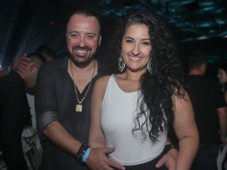 
<a style='margin-left: 5px;' class='btn btn-xs btn-social btn-facebook' href='https://www.facebook.com/sharer/sharer.php?u=https://www.galeramix.com.br/imagem/a88/800-800-90/conteudo/site_galerias/88/arena-petry-sao-jose-galera-mix-136.jpg' rel='popup' data-width='500' data-height='400'><i class='fa fa-facebook'></i>Compartilhar <span class='hidden-xs'>no Facebook</span>
</a> 
<a class='btn btn-default btn-xs' target='_blank' href='imagem/a88/800-800-90/conteudo/site_galerias/88/arena-petry-sao-jose-galera-mix-136.jpg'>
<span class='glyphicon glyphicon-cloud-download'></span> Salvar
</a>
