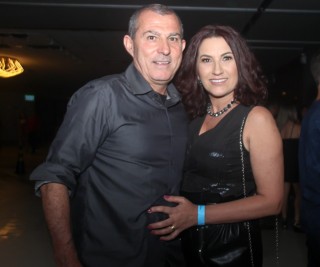 
<a style='margin-left: 5px;' class='btn btn-xs btn-social btn-facebook' href='https://www.facebook.com/sharer/sharer.php?u=https://www.galeramix.com.br/imagem/a88/800-800-90/conteudo/site_galerias/88/arena-petry-sao-jose-galera-mix-34.jpg' rel='popup' data-width='500' data-height='400'><i class='fa fa-facebook'></i>Compartilhar <span class='hidden-xs'>no Facebook</span>
</a> 
<a class='btn btn-default btn-xs' target='_blank' href='imagem/a88/800-800-90/conteudo/site_galerias/88/arena-petry-sao-jose-galera-mix-34.jpg'>
<span class='glyphicon glyphicon-cloud-download'></span> Salvar
</a>
