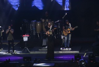 
<a style='margin-left: 5px;' class='btn btn-xs btn-social btn-facebook' href='https://www.facebook.com/sharer/sharer.php?u=https://www.galeramix.com.br/imagem/a88/800-800-90/conteudo/site_galerias/88/arena-petry-sao-jose-galera-mix-40.jpg' rel='popup' data-width='500' data-height='400'><i class='fa fa-facebook'></i>Compartilhar <span class='hidden-xs'>no Facebook</span>
</a> 
<a class='btn btn-default btn-xs' target='_blank' href='imagem/a88/800-800-90/conteudo/site_galerias/88/arena-petry-sao-jose-galera-mix-40.jpg'>
<span class='glyphicon glyphicon-cloud-download'></span> Salvar
</a>
