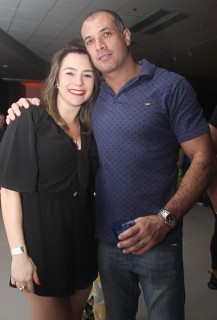 
<a style='margin-left: 5px;' class='btn btn-xs btn-social btn-facebook' href='https://www.facebook.com/sharer/sharer.php?u=https://www.galeramix.com.br/imagem/a88/800-800-90/conteudo/site_galerias/88/arena-petry-sao-jose-galera-mix-48.jpg' rel='popup' data-width='500' data-height='400'><i class='fa fa-facebook'></i>Compartilhar <span class='hidden-xs'>no Facebook</span>
</a> 
<a class='btn btn-default btn-xs' target='_blank' href='imagem/a88/800-800-90/conteudo/site_galerias/88/arena-petry-sao-jose-galera-mix-48.jpg'>
<span class='glyphicon glyphicon-cloud-download'></span> Salvar
</a>
