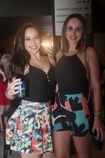 
<a style='margin-left: 5px;' class='btn btn-xs btn-social btn-facebook' href='https://www.facebook.com/sharer/sharer.php?u=https://www.galeramix.com.br/imagem/a88/800-800-90/conteudo/site_galerias/88/arena-petry-sao-jose-galera-mix-50.jpg' rel='popup' data-width='500' data-height='400'><i class='fa fa-facebook'></i>Compartilhar <span class='hidden-xs'>no Facebook</span>
</a> 
<a class='btn btn-default btn-xs' target='_blank' href='imagem/a88/800-800-90/conteudo/site_galerias/88/arena-petry-sao-jose-galera-mix-50.jpg'>
<span class='glyphicon glyphicon-cloud-download'></span> Salvar
</a>
