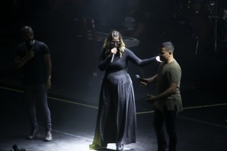 
<a style='margin-left: 5px;' class='btn btn-xs btn-social btn-facebook' href='https://www.facebook.com/sharer/sharer.php?u=https://www.galeramix.com.br/imagem/a88/800-800-90/conteudo/site_galerias/88/arena-petry-sao-jose-galera-mix-55.jpg' rel='popup' data-width='500' data-height='400'><i class='fa fa-facebook'></i>Compartilhar <span class='hidden-xs'>no Facebook</span>
</a> 
<a class='btn btn-default btn-xs' target='_blank' href='imagem/a88/800-800-90/conteudo/site_galerias/88/arena-petry-sao-jose-galera-mix-55.jpg'>
<span class='glyphicon glyphicon-cloud-download'></span> Salvar
</a>
