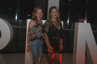 
<a style='margin-left: 5px;' class='btn btn-xs btn-social btn-facebook' href='https://www.facebook.com/sharer/sharer.php?u=https://www.galeramix.com.br/imagem/a88/800-800-90/conteudo/site_galerias/88/arena-petry-sao-jose-galera-mix-79.jpg' rel='popup' data-width='500' data-height='400'><i class='fa fa-facebook'></i>Compartilhar <span class='hidden-xs'>no Facebook</span>
</a> 
<a class='btn btn-default btn-xs' target='_blank' href='imagem/a88/800-800-90/conteudo/site_galerias/88/arena-petry-sao-jose-galera-mix-79.jpg'>
<span class='glyphicon glyphicon-cloud-download'></span> Salvar
</a>
