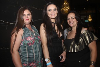 
<a style='margin-left: 5px;' class='btn btn-xs btn-social btn-facebook' href='https://www.facebook.com/sharer/sharer.php?u=https://www.galeramix.com.br/imagem/a88/800-800-90/conteudo/site_galerias/88/arena-petry-sao-jose-galera-mix-90.jpg' rel='popup' data-width='500' data-height='400'><i class='fa fa-facebook'></i>Compartilhar <span class='hidden-xs'>no Facebook</span>
</a> 
<a class='btn btn-default btn-xs' target='_blank' href='imagem/a88/800-800-90/conteudo/site_galerias/88/arena-petry-sao-jose-galera-mix-90.jpg'>
<span class='glyphicon glyphicon-cloud-download'></span> Salvar
</a>
