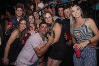 
<a style='margin-left: 5px;' class='btn btn-xs btn-social btn-facebook' href='https://www.facebook.com/sharer/sharer.php?u=https://www.galeramix.com.br/imagem/a88/800-800-90/conteudo/site_galerias/88/arena-petry-sao-jose-galera-mix-95.jpg' rel='popup' data-width='500' data-height='400'><i class='fa fa-facebook'></i>Compartilhar <span class='hidden-xs'>no Facebook</span>
</a> 
<a class='btn btn-default btn-xs' target='_blank' href='imagem/a88/800-800-90/conteudo/site_galerias/88/arena-petry-sao-jose-galera-mix-95.jpg'>
<span class='glyphicon glyphicon-cloud-download'></span> Salvar
</a>
