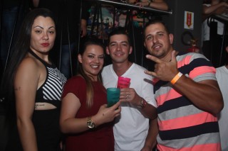 
<a style='margin-left: 5px;' class='btn btn-xs btn-social btn-facebook' href='https://www.facebook.com/sharer/sharer.php?u=https://www.galeramix.com.br/imagem/a88/800-800-90/conteudo/site_galerias/88/arena-petry-sao-jose-galera-mix-97.jpg' rel='popup' data-width='500' data-height='400'><i class='fa fa-facebook'></i>Compartilhar <span class='hidden-xs'>no Facebook</span>
</a> 
<a class='btn btn-default btn-xs' target='_blank' href='imagem/a88/800-800-90/conteudo/site_galerias/88/arena-petry-sao-jose-galera-mix-97.jpg'>
<span class='glyphicon glyphicon-cloud-download'></span> Salvar
</a>
