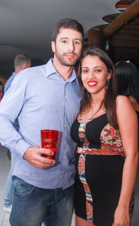 
<a style='margin-left: 5px;' class='btn btn-xs btn-social btn-facebook' href='https://www.facebook.com/sharer/sharer.php?u=https://www.galeramix.com.br/imagem/a9/800-800-90/conteudo/site_galerias/9/cabare-petry-galera-mix-12.jpg' rel='popup' data-width='500' data-height='400'><i class='fa fa-facebook'></i>Compartilhar <span class='hidden-xs'>no Facebook</span>
</a> 
<a class='btn btn-default btn-xs' target='_blank' href='imagem/a9/800-800-90/conteudo/site_galerias/9/cabare-petry-galera-mix-12.jpg'>
<span class='glyphicon glyphicon-cloud-download'></span> Salvar
</a>
