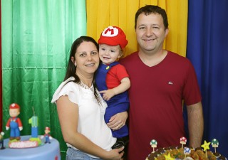 
<a style='margin-left: 5px;' class='btn btn-xs btn-social btn-facebook' href='https://www.facebook.com/sharer/sharer.php?u=https://www.galeramix.com.br/imagem/a90/800-800-90/conteudo/site_galerias/90/img0307-copia.jpg' rel='popup' data-width='500' data-height='400'><i class='fa fa-facebook'></i>Compartilhar <span class='hidden-xs'>no Facebook</span>
</a> 
<a class='btn btn-default btn-xs' target='_blank' href='imagem/a90/800-800-90/conteudo/site_galerias/90/img0307-copia.jpg'>
<span class='glyphicon glyphicon-cloud-download'></span> Salvar
</a>
