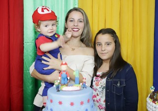 
<a style='margin-left: 5px;' class='btn btn-xs btn-social btn-facebook' href='https://www.facebook.com/sharer/sharer.php?u=https://www.galeramix.com.br/imagem/a90/800-800-90/conteudo/site_galerias/90/img0419-copia.jpg' rel='popup' data-width='500' data-height='400'><i class='fa fa-facebook'></i>Compartilhar <span class='hidden-xs'>no Facebook</span>
</a> 
<a class='btn btn-default btn-xs' target='_blank' href='imagem/a90/800-800-90/conteudo/site_galerias/90/img0419-copia.jpg'>
<span class='glyphicon glyphicon-cloud-download'></span> Salvar
</a>
