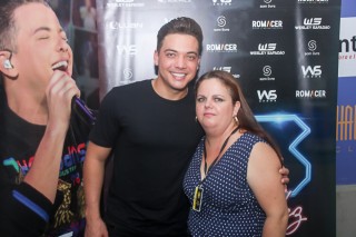 
<a style='margin-left: 5px;' class='btn btn-xs btn-social btn-facebook' href='https://www.facebook.com/sharer/sharer.php?u=https://www.galeramix.com.br/imagem/a94/800-800-90/conteudo/site_galerias/94/wesley-safadao-galera-mix-148.jpg' rel='popup' data-width='500' data-height='400'><i class='fa fa-facebook'></i>Compartilhar <span class='hidden-xs'>no Facebook</span>
</a> 
<a class='btn btn-default btn-xs' target='_blank' href='imagem/a94/800-800-90/conteudo/site_galerias/94/wesley-safadao-galera-mix-148.jpg'>
<span class='glyphicon glyphicon-cloud-download'></span> Salvar
</a>
