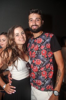 
<a style='margin-left: 5px;' class='btn btn-xs btn-social btn-facebook' href='https://www.facebook.com/sharer/sharer.php?u=https://www.galeramix.com.br/imagem/a94/800-800-90/conteudo/site_galerias/94/wesley-safadao-galera-mix-175.jpg' rel='popup' data-width='500' data-height='400'><i class='fa fa-facebook'></i>Compartilhar <span class='hidden-xs'>no Facebook</span>
</a> 
<a class='btn btn-default btn-xs' target='_blank' href='imagem/a94/800-800-90/conteudo/site_galerias/94/wesley-safadao-galera-mix-175.jpg'>
<span class='glyphicon glyphicon-cloud-download'></span> Salvar
</a>
