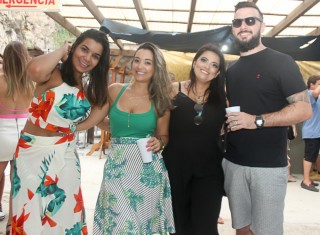 
<a style='margin-left: 5px;' class='btn btn-xs btn-social btn-facebook' href='https://www.facebook.com/sharer/sharer.php?u=https://www.galeramix.com.br/imagem/a94/800-800-90/conteudo/site_galerias/94/wesley-safadao-galera-mix-42.jpg' rel='popup' data-width='500' data-height='400'><i class='fa fa-facebook'></i>Compartilhar <span class='hidden-xs'>no Facebook</span>
</a> 
<a class='btn btn-default btn-xs' target='_blank' href='imagem/a94/800-800-90/conteudo/site_galerias/94/wesley-safadao-galera-mix-42.jpg'>
<span class='glyphicon glyphicon-cloud-download'></span> Salvar
</a>
