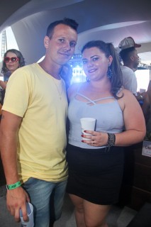 
<a style='margin-left: 5px;' class='btn btn-xs btn-social btn-facebook' href='https://www.facebook.com/sharer/sharer.php?u=https://www.galeramix.com.br/imagem/a94/800-800-90/conteudo/site_galerias/94/wesley-safadao-galera-mix-81.jpg' rel='popup' data-width='500' data-height='400'><i class='fa fa-facebook'></i>Compartilhar <span class='hidden-xs'>no Facebook</span>
</a> 
<a class='btn btn-default btn-xs' target='_blank' href='imagem/a94/800-800-90/conteudo/site_galerias/94/wesley-safadao-galera-mix-81.jpg'>
<span class='glyphicon glyphicon-cloud-download'></span> Salvar
</a>
