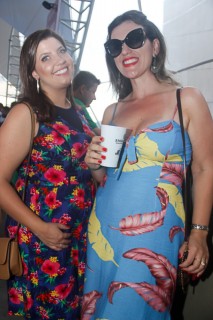 
<a style='margin-left: 5px;' class='btn btn-xs btn-social btn-facebook' href='https://www.facebook.com/sharer/sharer.php?u=https://www.galeramix.com.br/imagem/a94/800-800-90/conteudo/site_galerias/94/wesley-safadao-galera-mix-90.jpg' rel='popup' data-width='500' data-height='400'><i class='fa fa-facebook'></i>Compartilhar <span class='hidden-xs'>no Facebook</span>
</a> 
<a class='btn btn-default btn-xs' target='_blank' href='imagem/a94/800-800-90/conteudo/site_galerias/94/wesley-safadao-galera-mix-90.jpg'>
<span class='glyphicon glyphicon-cloud-download'></span> Salvar
</a>
