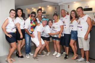 
                    <a style='margin-left: 5px;' class='btn btn-xs btn-social btn-facebook' href='https://www.facebook.com/sharer/sharer.php?u=https://www.galeramix.com.br/imagem/a96/800-800-90/conteudo/site_galerias/96/img3376.jpg' rel='popup' data-width='500' data-height='400'><i class='fa fa-facebook'></i>Compartilhar <span class='hidden-xs'>no Facebook</span>
                </a> 
                <a class='btn btn-default btn-xs' target='_blank' href='imagem/a96/800-800-90/conteudo/site_galerias/96/img3376.jpg'>
                    <span class='glyphicon glyphicon-cloud-download'></span> Salvar
                </a>
                