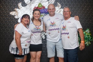 
<a style='margin-left: 5px;' class='btn btn-xs btn-social btn-facebook' href='https://www.facebook.com/sharer/sharer.php?u=https://www.galeramix.com.br/imagem/a96/800-800-90/conteudo/site_galerias/96/img3395.jpg' rel='popup' data-width='500' data-height='400'><i class='fa fa-facebook'></i>Compartilhar <span class='hidden-xs'>no Facebook</span>
</a> 
<a class='btn btn-default btn-xs' target='_blank' href='imagem/a96/800-800-90/conteudo/site_galerias/96/img3395.jpg'>
<span class='glyphicon glyphicon-cloud-download'></span> Salvar
</a>
