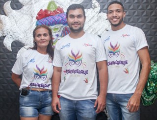 
<a style='margin-left: 5px;' class='btn btn-xs btn-social btn-facebook' href='https://www.facebook.com/sharer/sharer.php?u=https://www.galeramix.com.br/imagem/a96/800-800-90/conteudo/site_galerias/96/img3413.jpg' rel='popup' data-width='500' data-height='400'><i class='fa fa-facebook'></i>Compartilhar <span class='hidden-xs'>no Facebook</span>
</a> 
<a class='btn btn-default btn-xs' target='_blank' href='imagem/a96/800-800-90/conteudo/site_galerias/96/img3413.jpg'>
<span class='glyphicon glyphicon-cloud-download'></span> Salvar
</a>
