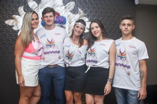 
<a style='margin-left: 5px;' class='btn btn-xs btn-social btn-facebook' href='https://www.facebook.com/sharer/sharer.php?u=https://www.galeramix.com.br/imagem/a96/800-800-90/conteudo/site_galerias/96/img3448.jpg' rel='popup' data-width='500' data-height='400'><i class='fa fa-facebook'></i>Compartilhar <span class='hidden-xs'>no Facebook</span>
</a> 
<a class='btn btn-default btn-xs' target='_blank' href='imagem/a96/800-800-90/conteudo/site_galerias/96/img3448.jpg'>
<span class='glyphicon glyphicon-cloud-download'></span> Salvar
</a>
