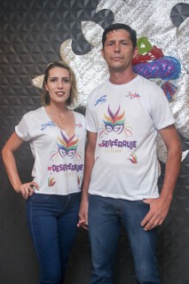 
<a style='margin-left: 5px;' class='btn btn-xs btn-social btn-facebook' href='https://www.facebook.com/sharer/sharer.php?u=https://www.galeramix.com.br/imagem/a96/800-800-90/conteudo/site_galerias/96/img3449.jpg' rel='popup' data-width='500' data-height='400'><i class='fa fa-facebook'></i>Compartilhar <span class='hidden-xs'>no Facebook</span>
</a> 
<a class='btn btn-default btn-xs' target='_blank' href='imagem/a96/800-800-90/conteudo/site_galerias/96/img3449.jpg'>
<span class='glyphicon glyphicon-cloud-download'></span> Salvar
</a>
