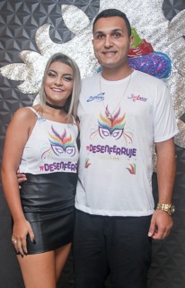 
<a style='margin-left: 5px;' class='btn btn-xs btn-social btn-facebook' href='https://www.facebook.com/sharer/sharer.php?u=https://www.galeramix.com.br/imagem/a96/800-800-90/conteudo/site_galerias/96/img3481.jpg' rel='popup' data-width='500' data-height='400'><i class='fa fa-facebook'></i>Compartilhar <span class='hidden-xs'>no Facebook</span>
</a> 
<a class='btn btn-default btn-xs' target='_blank' href='imagem/a96/800-800-90/conteudo/site_galerias/96/img3481.jpg'>
<span class='glyphicon glyphicon-cloud-download'></span> Salvar
</a>
