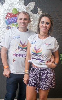 
<a style='margin-left: 5px;' class='btn btn-xs btn-social btn-facebook' href='https://www.facebook.com/sharer/sharer.php?u=https://www.galeramix.com.br/imagem/a96/800-800-90/conteudo/site_galerias/96/img3496.jpg' rel='popup' data-width='500' data-height='400'><i class='fa fa-facebook'></i>Compartilhar <span class='hidden-xs'>no Facebook</span>
</a> 
<a class='btn btn-default btn-xs' target='_blank' href='imagem/a96/800-800-90/conteudo/site_galerias/96/img3496.jpg'>
<span class='glyphicon glyphicon-cloud-download'></span> Salvar
</a>
