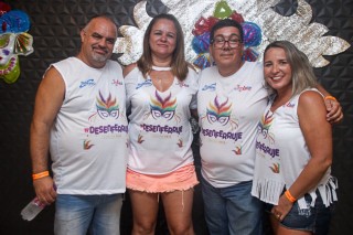 
<a style='margin-left: 5px;' class='btn btn-xs btn-social btn-facebook' href='https://www.facebook.com/sharer/sharer.php?u=https://www.galeramix.com.br/imagem/a96/800-800-90/conteudo/site_galerias/96/img3505.jpg' rel='popup' data-width='500' data-height='400'><i class='fa fa-facebook'></i>Compartilhar <span class='hidden-xs'>no Facebook</span>
</a> 
<a class='btn btn-default btn-xs' target='_blank' href='imagem/a96/800-800-90/conteudo/site_galerias/96/img3505.jpg'>
<span class='glyphicon glyphicon-cloud-download'></span> Salvar
</a>
