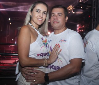 
<a style='margin-left: 5px;' class='btn btn-xs btn-social btn-facebook' href='https://www.facebook.com/sharer/sharer.php?u=https://www.galeramix.com.br/imagem/a96/800-800-90/conteudo/site_galerias/96/img3544.jpg' rel='popup' data-width='500' data-height='400'><i class='fa fa-facebook'></i>Compartilhar <span class='hidden-xs'>no Facebook</span>
</a> 
<a class='btn btn-default btn-xs' target='_blank' href='imagem/a96/800-800-90/conteudo/site_galerias/96/img3544.jpg'>
<span class='glyphicon glyphicon-cloud-download'></span> Salvar
</a>
