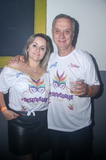 
<a style='margin-left: 5px;' class='btn btn-xs btn-social btn-facebook' href='https://www.facebook.com/sharer/sharer.php?u=https://www.galeramix.com.br/imagem/a96/800-800-90/conteudo/site_galerias/96/img3565.jpg' rel='popup' data-width='500' data-height='400'><i class='fa fa-facebook'></i>Compartilhar <span class='hidden-xs'>no Facebook</span>
</a> 
<a class='btn btn-default btn-xs' target='_blank' href='imagem/a96/800-800-90/conteudo/site_galerias/96/img3565.jpg'>
<span class='glyphicon glyphicon-cloud-download'></span> Salvar
</a>
