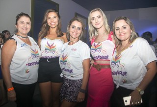 
<a style='margin-left: 5px;' class='btn btn-xs btn-social btn-facebook' href='https://www.facebook.com/sharer/sharer.php?u=https://www.galeramix.com.br/imagem/a96/800-800-90/conteudo/site_galerias/96/img3566.jpg' rel='popup' data-width='500' data-height='400'><i class='fa fa-facebook'></i>Compartilhar <span class='hidden-xs'>no Facebook</span>
</a> 
<a class='btn btn-default btn-xs' target='_blank' href='imagem/a96/800-800-90/conteudo/site_galerias/96/img3566.jpg'>
<span class='glyphicon glyphicon-cloud-download'></span> Salvar
</a>
