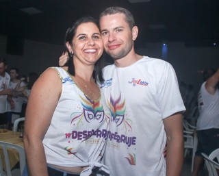 
<a style='margin-left: 5px;' class='btn btn-xs btn-social btn-facebook' href='https://www.facebook.com/sharer/sharer.php?u=https://www.galeramix.com.br/imagem/a96/800-800-90/conteudo/site_galerias/96/img3610.jpg' rel='popup' data-width='500' data-height='400'><i class='fa fa-facebook'></i>Compartilhar <span class='hidden-xs'>no Facebook</span>
</a> 
<a class='btn btn-default btn-xs' target='_blank' href='imagem/a96/800-800-90/conteudo/site_galerias/96/img3610.jpg'>
<span class='glyphicon glyphicon-cloud-download'></span> Salvar
</a>
