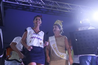 
<a style='margin-left: 5px;' class='btn btn-xs btn-social btn-facebook' href='https://www.facebook.com/sharer/sharer.php?u=https://www.galeramix.com.br/imagem/a96/800-800-90/conteudo/site_galerias/96/img3637.jpg' rel='popup' data-width='500' data-height='400'><i class='fa fa-facebook'></i>Compartilhar <span class='hidden-xs'>no Facebook</span>
</a> 
<a class='btn btn-default btn-xs' target='_blank' href='imagem/a96/800-800-90/conteudo/site_galerias/96/img3637.jpg'>
<span class='glyphicon glyphicon-cloud-download'></span> Salvar
</a>
