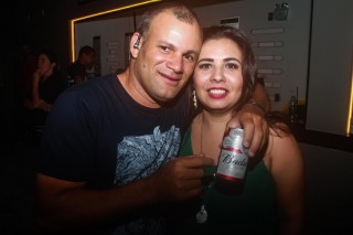 
<a style='margin-left: 5px;' class='btn btn-xs btn-social btn-facebook' href='https://www.facebook.com/sharer/sharer.php?u=https://www.galeramix.com.br/imagem/a98/800-800-90/conteudo/site_galerias/98/galeramix-show-leonardo-e-eduardo-costa-114.jpg' rel='popup' data-width='500' data-height='400'><i class='fa fa-facebook'></i>Compartilhar <span class='hidden-xs'>no Facebook</span>
</a> 
<a class='btn btn-default btn-xs' target='_blank' href='imagem/a98/800-800-90/conteudo/site_galerias/98/galeramix-show-leonardo-e-eduardo-costa-114.jpg'>
<span class='glyphicon glyphicon-cloud-download'></span> Salvar
</a>
