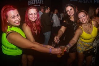 
<a style='margin-left: 5px;' class='btn btn-xs btn-social btn-facebook' href='https://www.facebook.com/sharer/sharer.php?u=https://www.galeramix.com.br/imagem/a98/800-800-90/conteudo/site_galerias/98/galeramix-show-leonardo-e-eduardo-costa-35.jpg' rel='popup' data-width='500' data-height='400'><i class='fa fa-facebook'></i>Compartilhar <span class='hidden-xs'>no Facebook</span>
</a> 
<a class='btn btn-default btn-xs' target='_blank' href='imagem/a98/800-800-90/conteudo/site_galerias/98/galeramix-show-leonardo-e-eduardo-costa-35.jpg'>
<span class='glyphicon glyphicon-cloud-download'></span> Salvar
</a>
