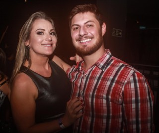 
<a style='margin-left: 5px;' class='btn btn-xs btn-social btn-facebook' href='https://www.facebook.com/sharer/sharer.php?u=https://www.galeramix.com.br/imagem/a98/800-800-90/conteudo/site_galerias/98/galeramix-show-leonardo-e-eduardo-costa-41.jpg' rel='popup' data-width='500' data-height='400'><i class='fa fa-facebook'></i>Compartilhar <span class='hidden-xs'>no Facebook</span>
</a> 
<a class='btn btn-default btn-xs' target='_blank' href='imagem/a98/800-800-90/conteudo/site_galerias/98/galeramix-show-leonardo-e-eduardo-costa-41.jpg'>
<span class='glyphicon glyphicon-cloud-download'></span> Salvar
</a>
