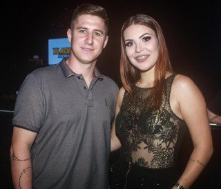 
<a style='margin-left: 5px;' class='btn btn-xs btn-social btn-facebook' href='https://www.facebook.com/sharer/sharer.php?u=https://www.galeramix.com.br/imagem/a98/800-800-90/conteudo/site_galerias/98/galeramix-show-leonardo-e-eduardo-costa-66.jpg' rel='popup' data-width='500' data-height='400'><i class='fa fa-facebook'></i>Compartilhar <span class='hidden-xs'>no Facebook</span>
</a> 
<a class='btn btn-default btn-xs' target='_blank' href='imagem/a98/800-800-90/conteudo/site_galerias/98/galeramix-show-leonardo-e-eduardo-costa-66.jpg'>
<span class='glyphicon glyphicon-cloud-download'></span> Salvar
</a>
