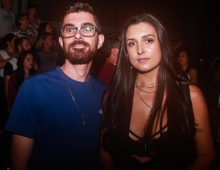 
<a style='margin-left: 5px;' class='btn btn-xs btn-social btn-facebook' href='https://www.facebook.com/sharer/sharer.php?u=https://www.galeramix.com.br/imagem/a98/800-800-90/conteudo/site_galerias/98/galeramix-show-leonardo-e-eduardo-costa-77.jpg' rel='popup' data-width='500' data-height='400'><i class='fa fa-facebook'></i>Compartilhar <span class='hidden-xs'>no Facebook</span>
</a> 
<a class='btn btn-default btn-xs' target='_blank' href='imagem/a98/800-800-90/conteudo/site_galerias/98/galeramix-show-leonardo-e-eduardo-costa-77.jpg'>
<span class='glyphicon glyphicon-cloud-download'></span> Salvar
</a>
